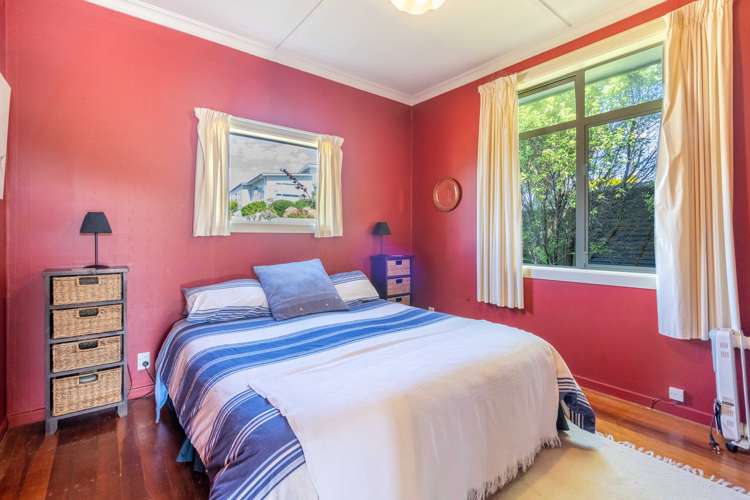 8 Violet Street Riverton_7