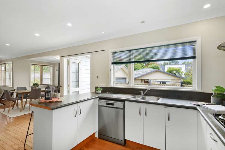 4 Lyndhurst Road Tawa_9