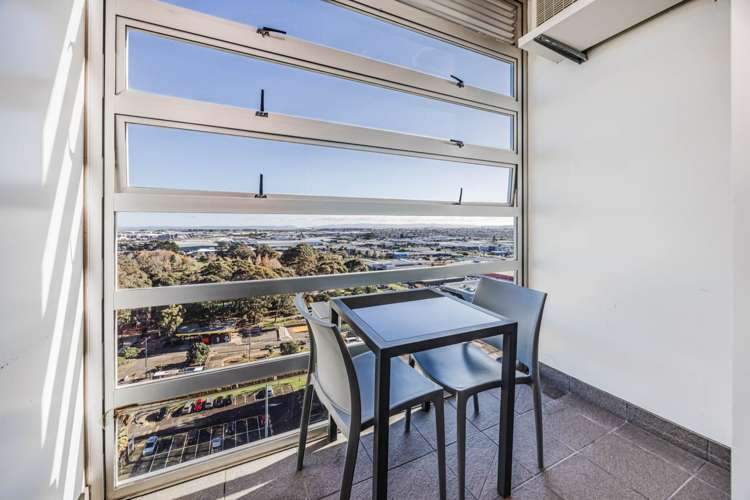 1410/17 Amersham Way Manukau_4