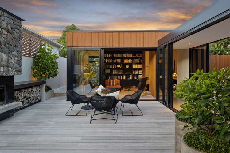 92 Nayland Street Sumner_14