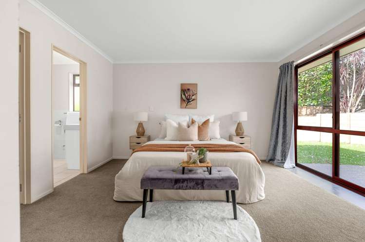 1 Farleigh Close Huntington_9