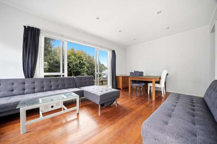 8 Renton Road Mt Albert_4