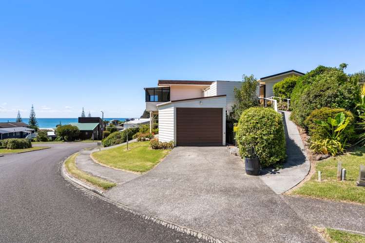 101 Titiro Place Onemana_19