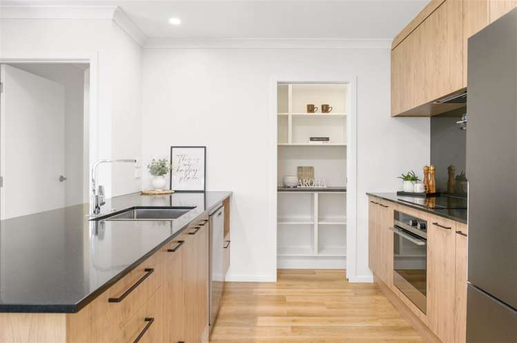 510 Webb Drive Chartwell_7