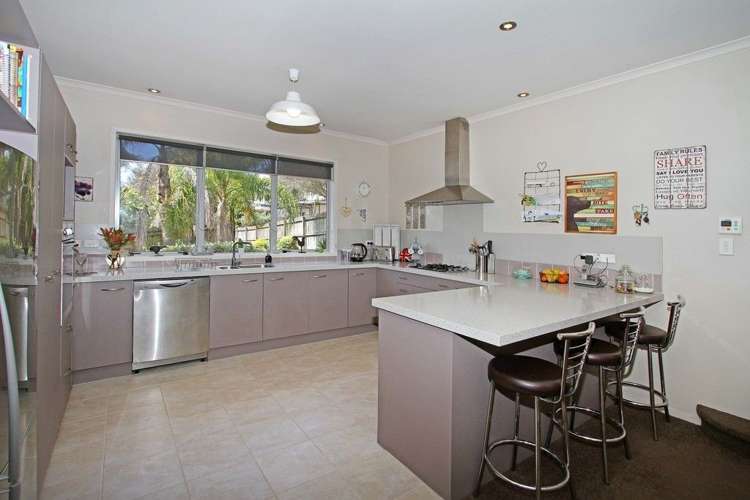 19 Totara Views Drive Red Beach_8