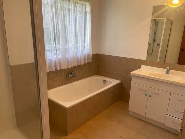 2/9 Branston Avenue Browns Bay_3