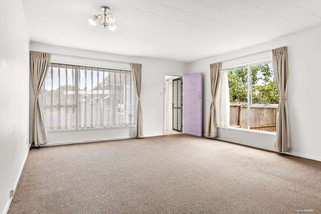 2/42 Blacklock Avenue Henderson_1