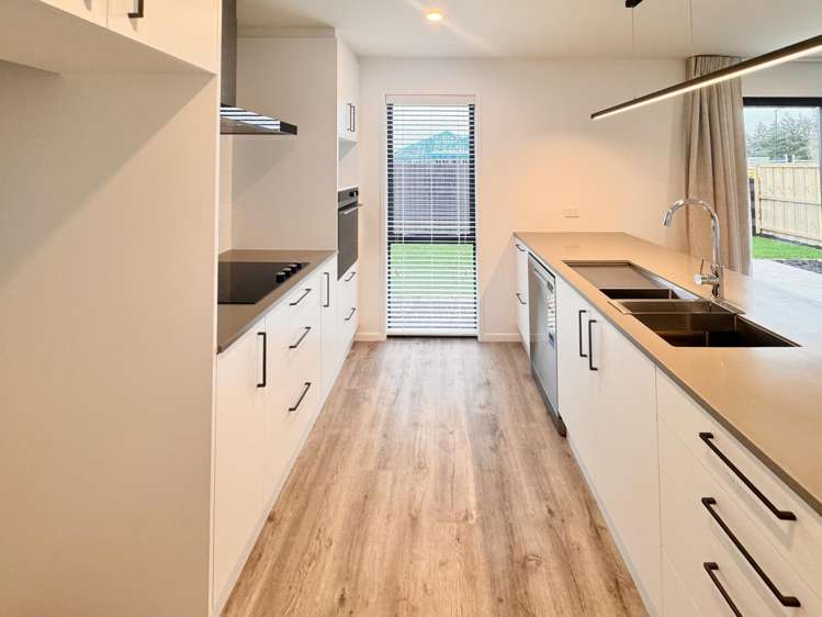  7 Potters Place Elgin_7