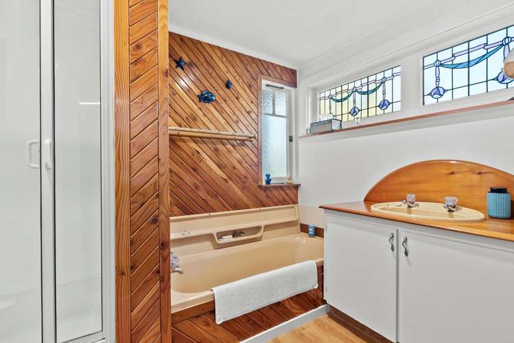 50 Kath Henry Lane Drury_10