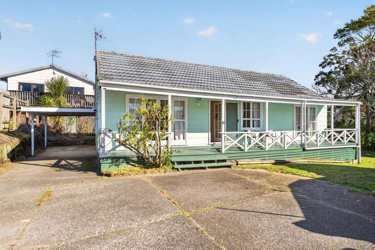 2/35A Woodglen Road Glen Eden_4