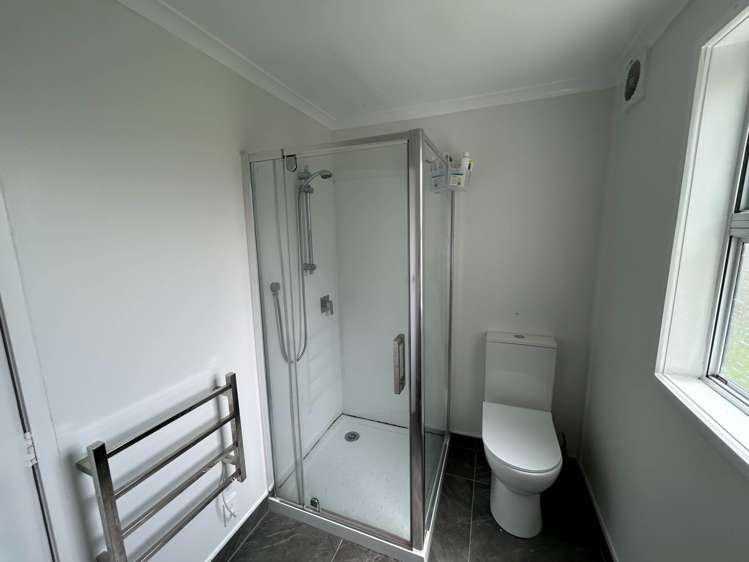 1/49b Lysander Crescent Beach Haven_8