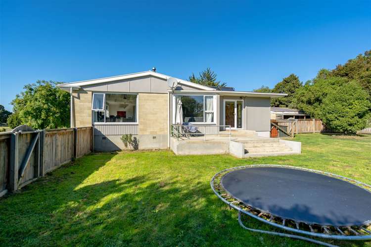 1 Watkin Drive Karitane_19