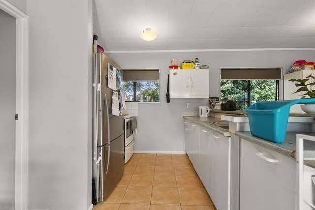 34a Puriri Crescent Hillcrest_1