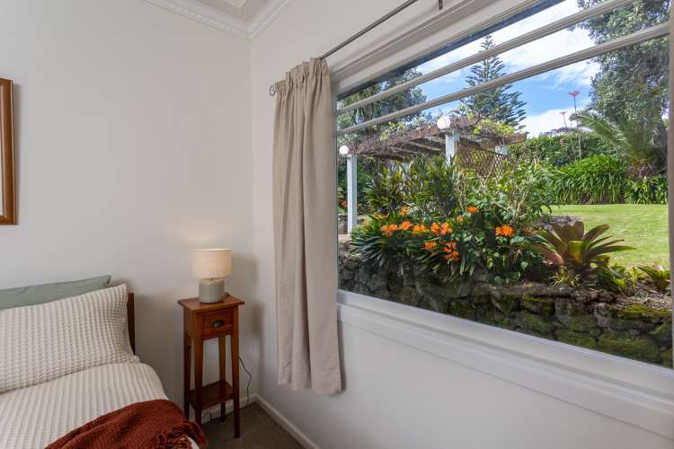 17 Weston Avenue Mount Albert_13