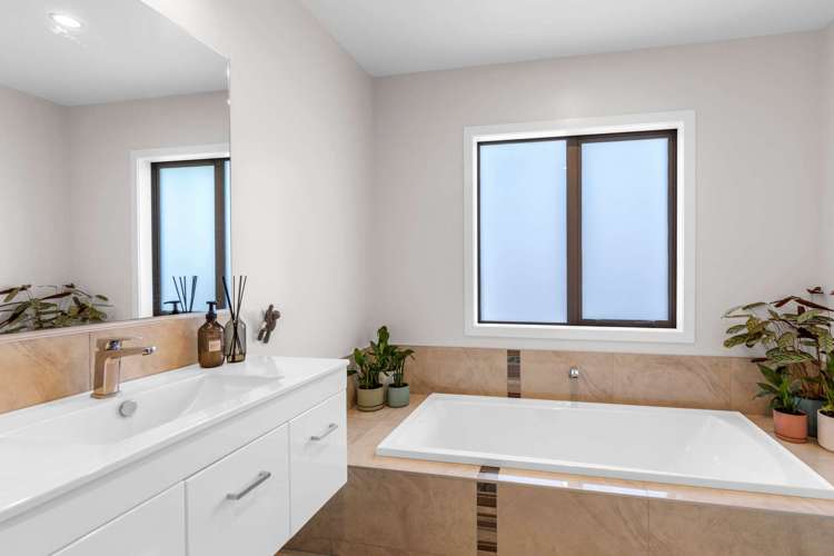 17 Story Street Foxton Beach_23