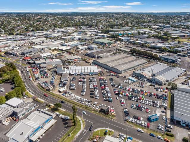41-51 Hillside Road Wairau Valley_1
