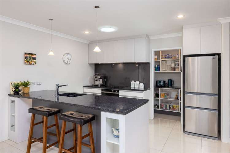 47 Vernon Drive Lincoln_2