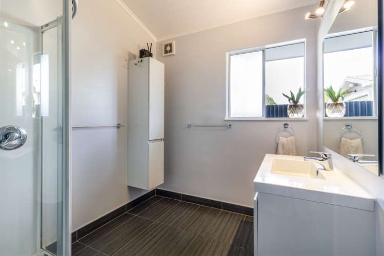 576 Lowe Street Camberley_9