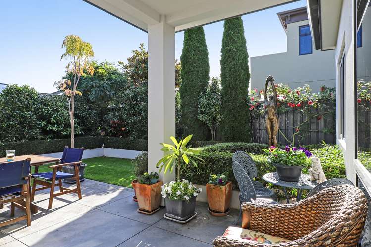 23 Hunter Drive Awatoto_14