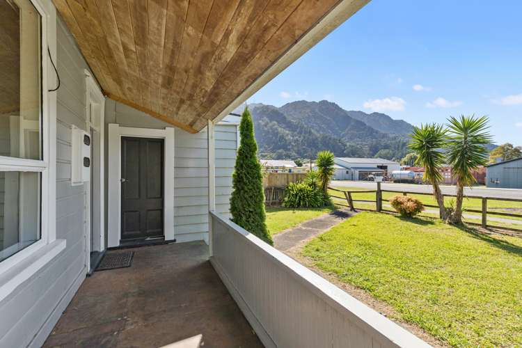 42 Lawrence Avenue Te Aroha_14