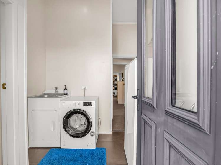 2 High Street Hawarden_32