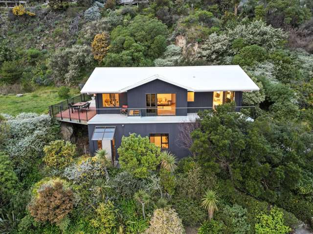 A Rise to Redcliffs