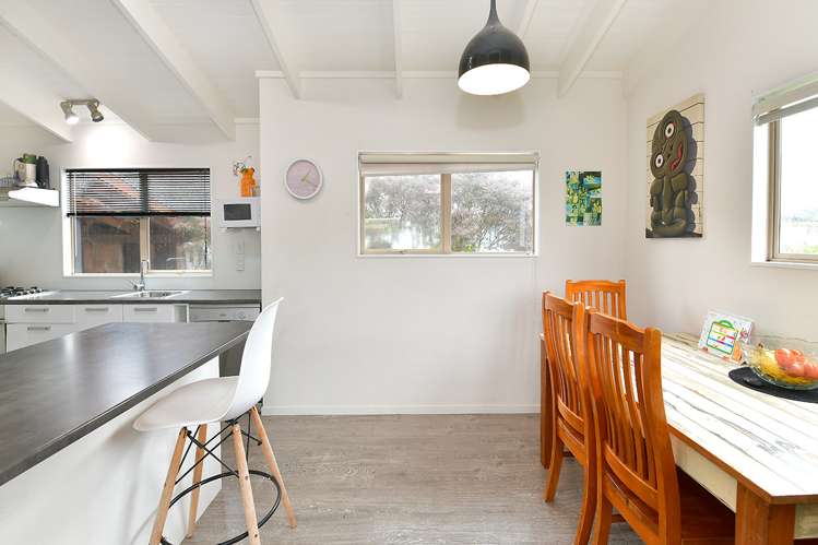 1/55c Springs Road Parakai_1