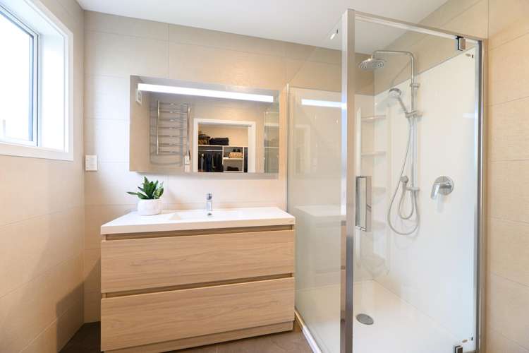 33b Lake Road Northcote_17