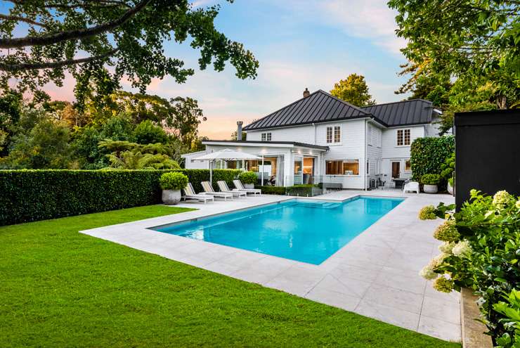 9 Karori Crescent, in Orakei, Auckland, has a touch of Hollywood glamour. The six-bedroom, six-bathroom mansion is for sale by negotiation. Photo / Supplied