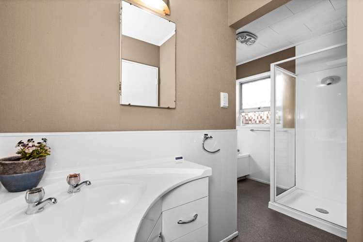 40 Harpham Street Taradale_12