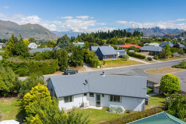 44a Mount Iron Drive Wanaka_1