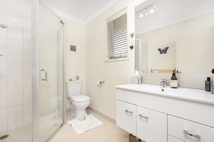 14 Stranraer Crescent Wattle Downs_8