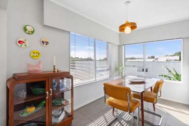 1/521 Mt Albert Road_2