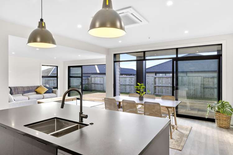 41 Maunganamu Drive Wharewaka_5