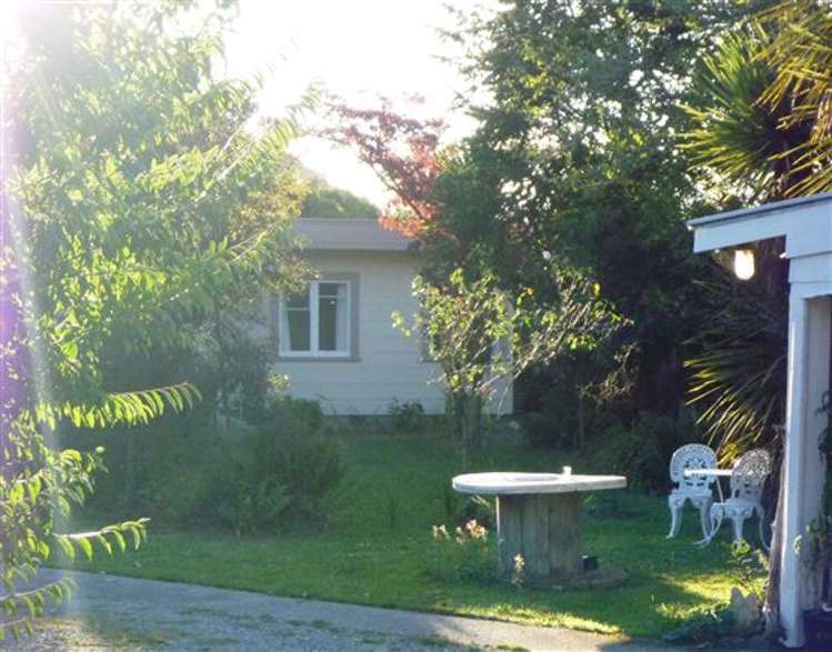 72 Fairfax Street Murchison_13