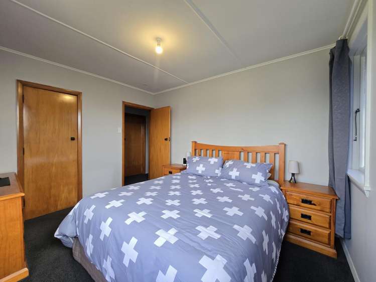 127 Hoffman Street Hokitika_10