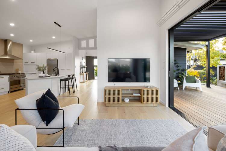 13 Margrain Close Huntington_9