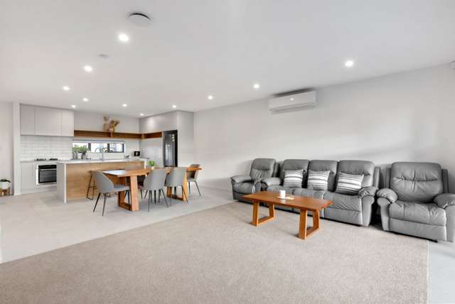 14 Brookview Drive Flat Bush_2