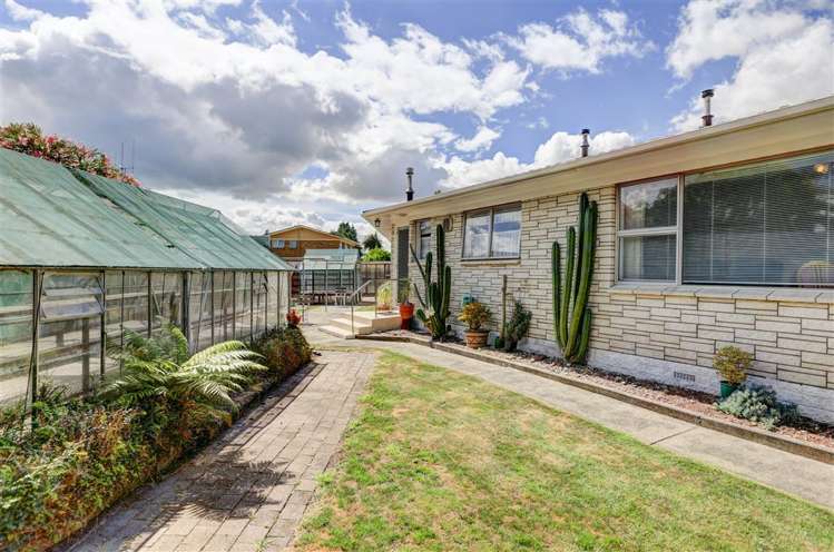 8 Dalgliesh Avenue Forest Lake_19