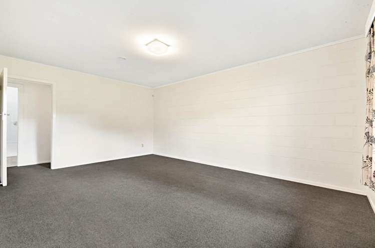 2/17A Esplanade Road Mt Eden_7