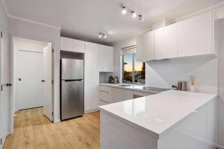 159 Chivalry Road Glenfield_2