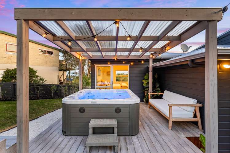 63 Ardern Avenue Stanmore Bay_11