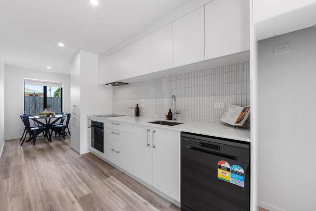 1/99 King Street Sydenham_2