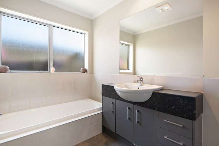 29 Lochnagar Drive Lake Hayes_15