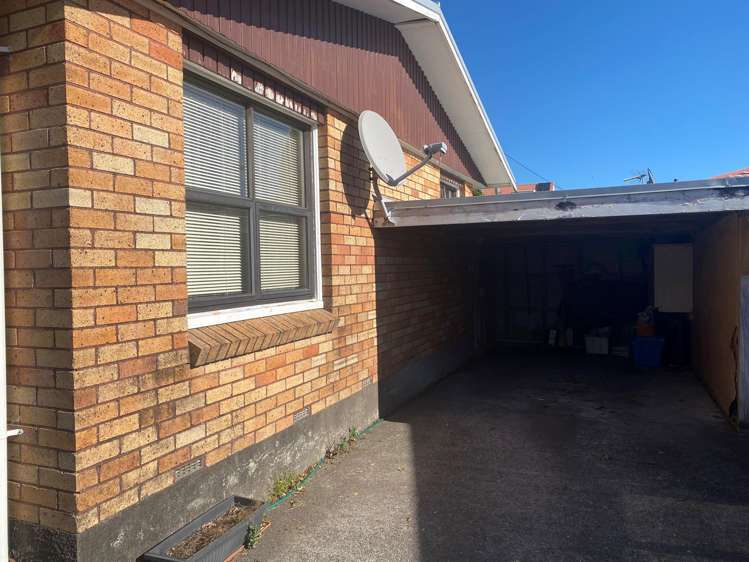 2B/7 High Street West Waitara_2