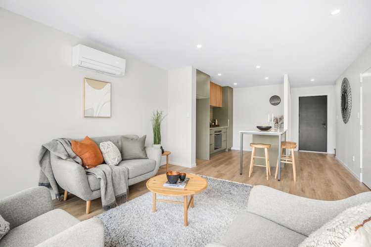 2/90 Knights Road Woburn_8