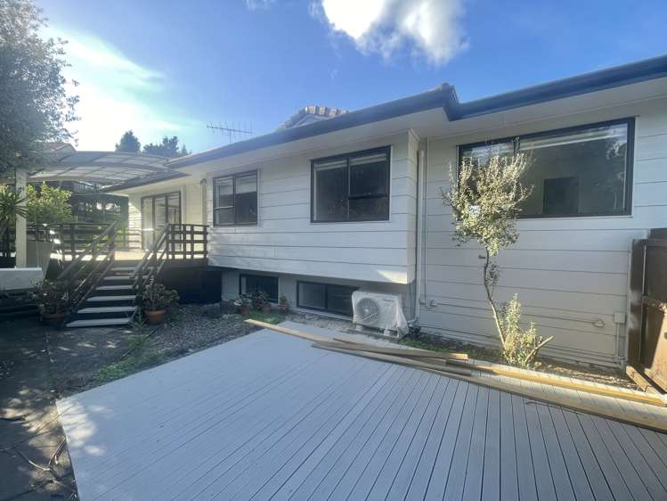 26 Longfellow Parade Glen Eden_14