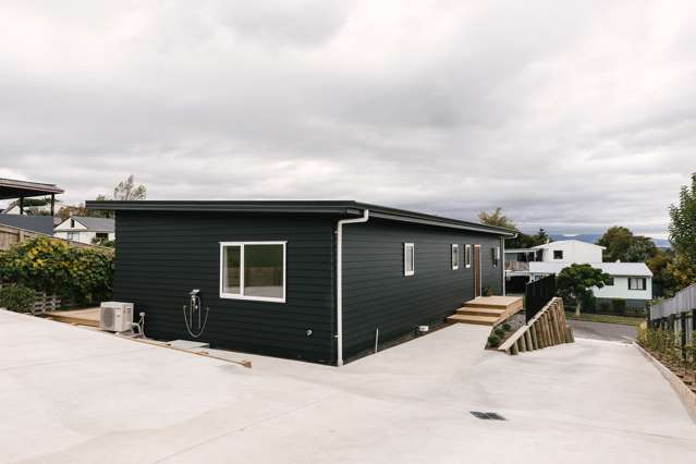 26 Heatherlea Heights Feilding_1