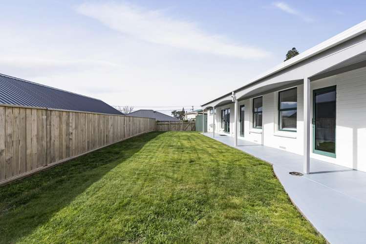 13 Onslow Place Merrilands_17