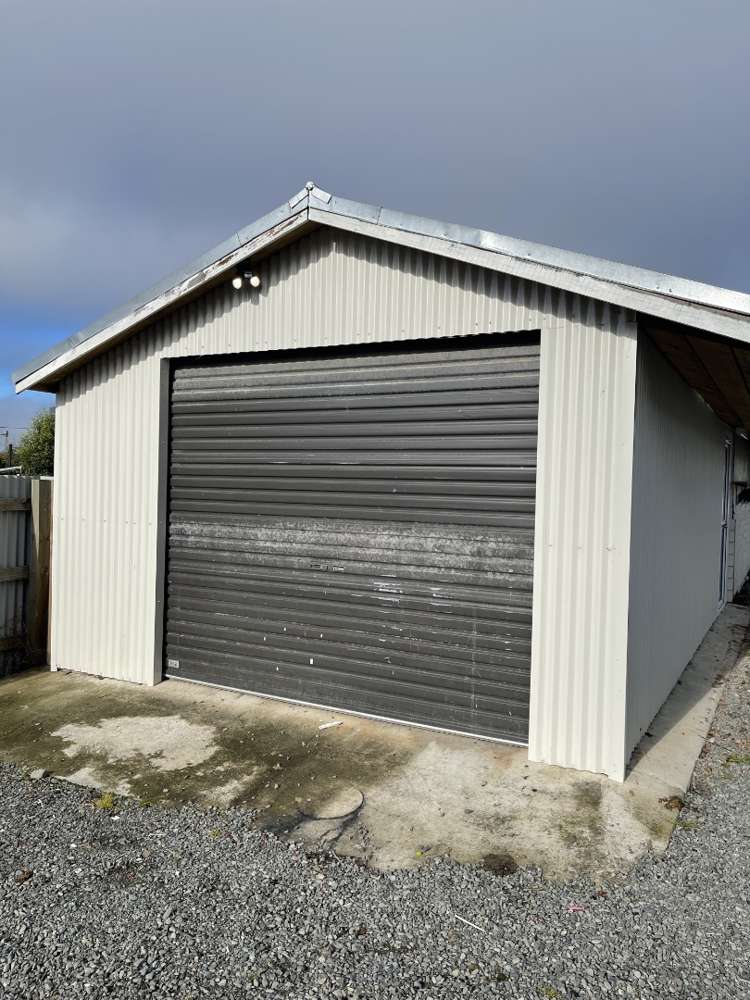 9 South Terrace Darfield_14